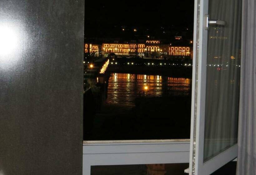 Standard Room River View, Arc My Otel