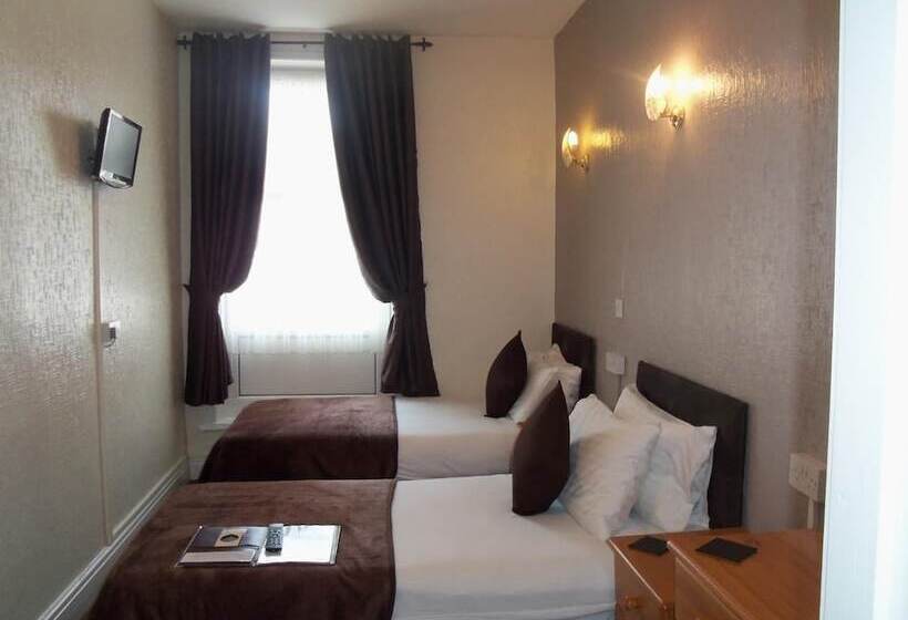 Standard Room, Novello Blackpool