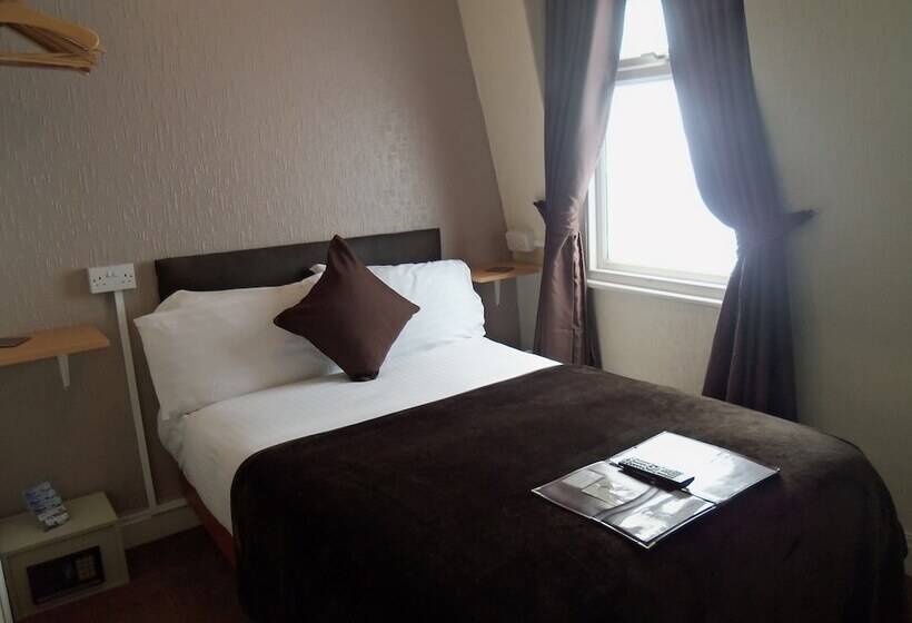 Standard Room, Novello Blackpool