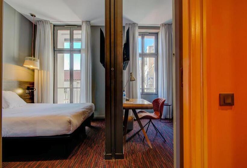 سوئیت جونیور با چشم‌انداز, Alex Hotel & Spa