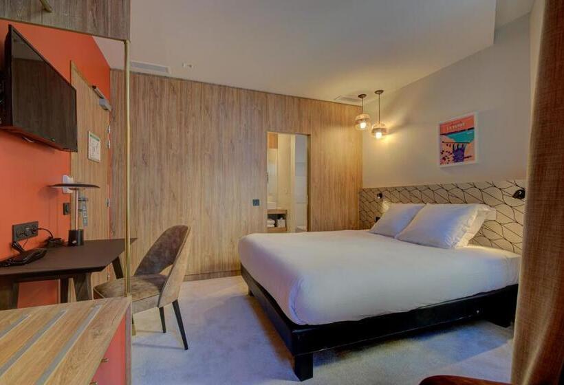 اتاق کلاب, Alex Hotel & Spa