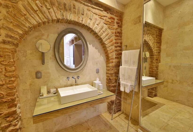 سوییت, Billini Hotel, Historic Luxury