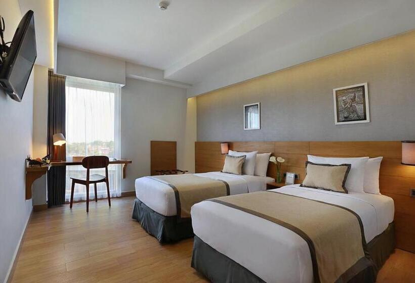 Superior Room, Golden Tulip Essential Denpasar