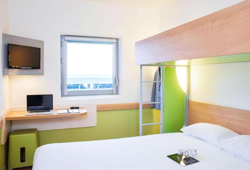 Standard Room, Ibis Budget Birmingham International Airport – Nec