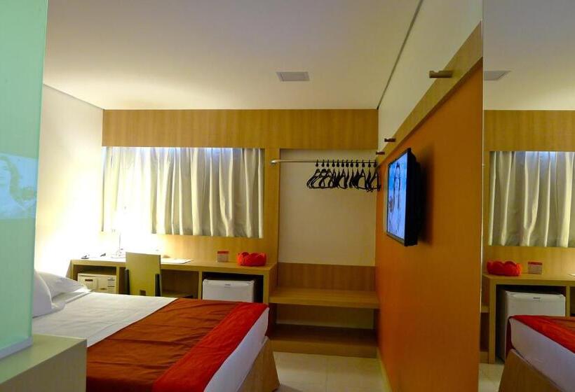 Superior Room, Iua