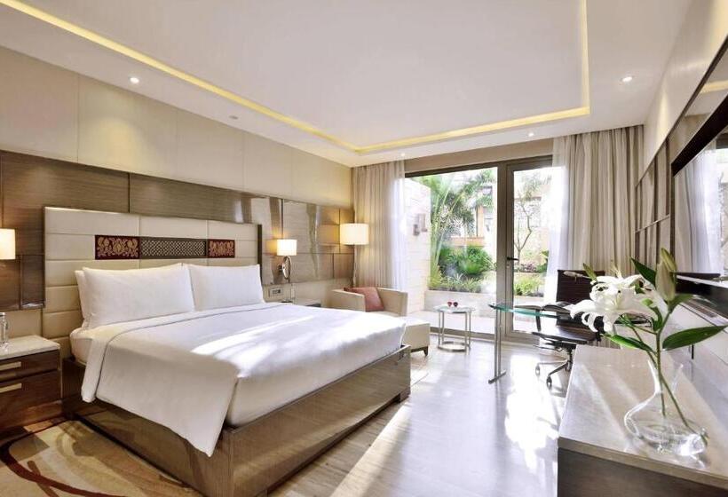 Standard Room King Size Bed, Jw Marriott Mumbai Sahar