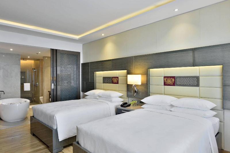 プールの見えるデラックスルーム, Jw Marriott Mumbai Sahar Airport