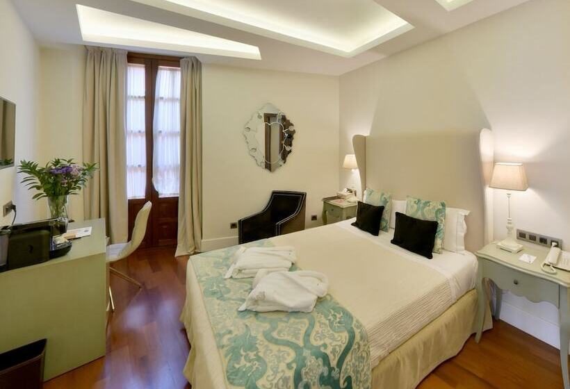 سوئیت خانواده 2 خوابه, Palacio Pinello