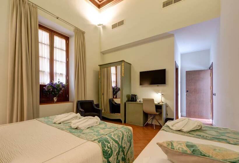 اتاق استاندارد سه نفره, Palacio Pinello