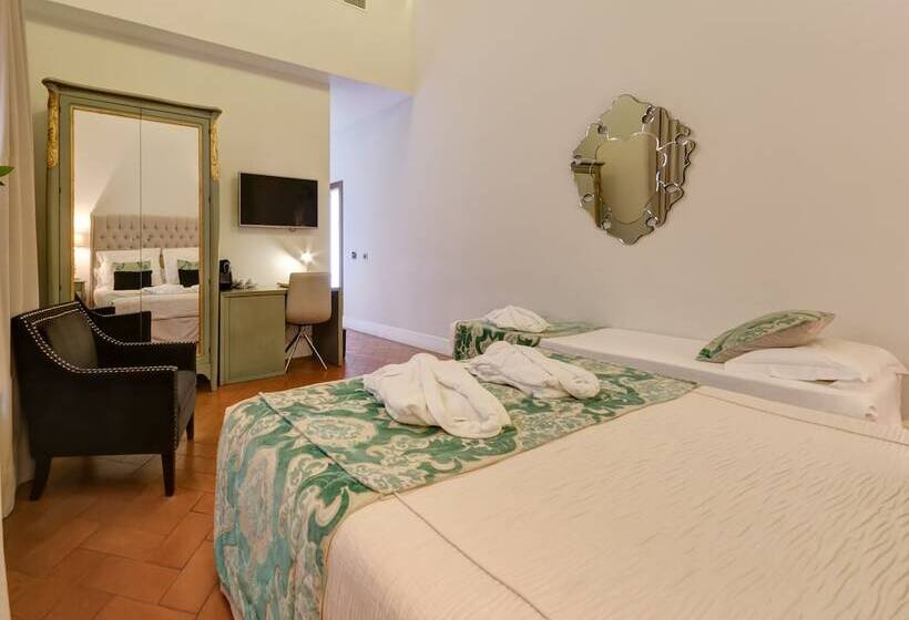 Standard Triple Room, Palacio Pinello