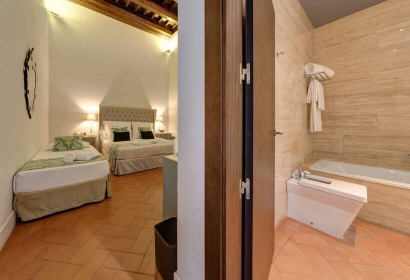 Standard Triple Room, Palacio Pinello