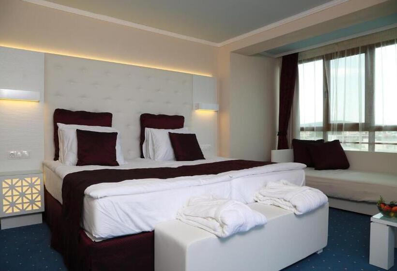 اتاق استاندارد با بالکن, Perla Royal Hotel   All Inclusive