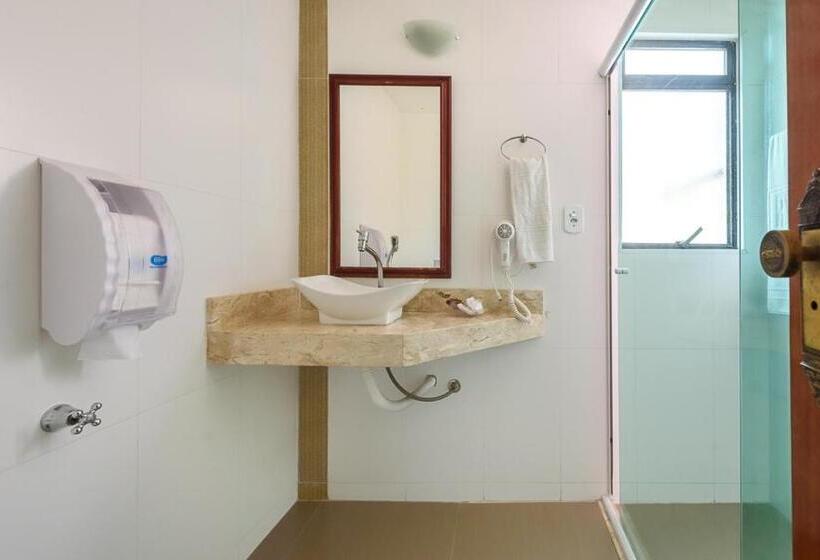 اتاق استاندارد یک نفره, Plaza Suite