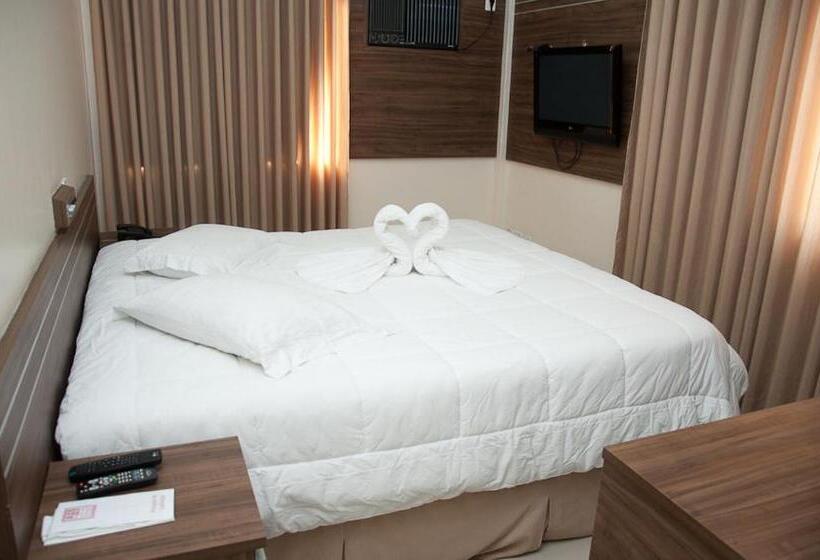 اتاق استاندارد, Plaza Suite