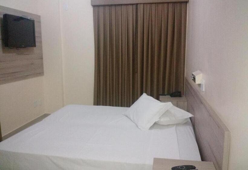 اتاق استاندارد چهار تخته, Plaza Suite