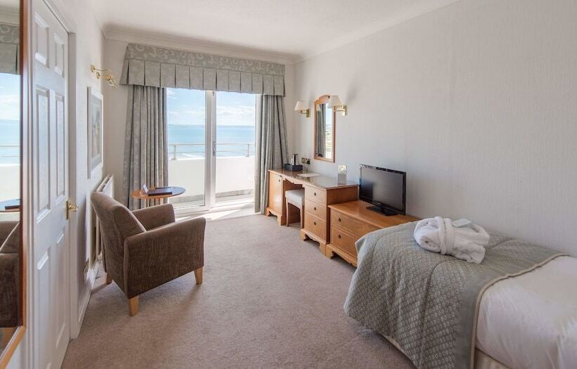 اتاق استاندارد یک نفره با چشم‌انداز دریا, Saunton Sands Hotel Source Spa And Wellness