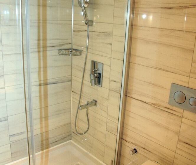 اتاق استاندارد یک نفره با چشم‌انداز دریا, Mary Hotels Alanya