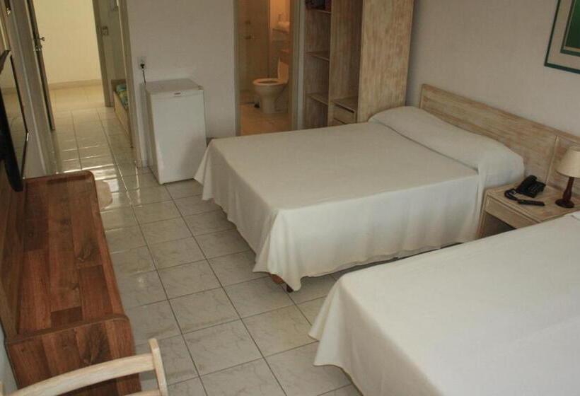 اتاق لوکس چهار تخته, Wembley Inn
