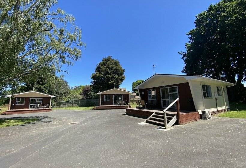 ویلا دلوکس 2 خوابه, Whanganui River Top 10 Holiday Park