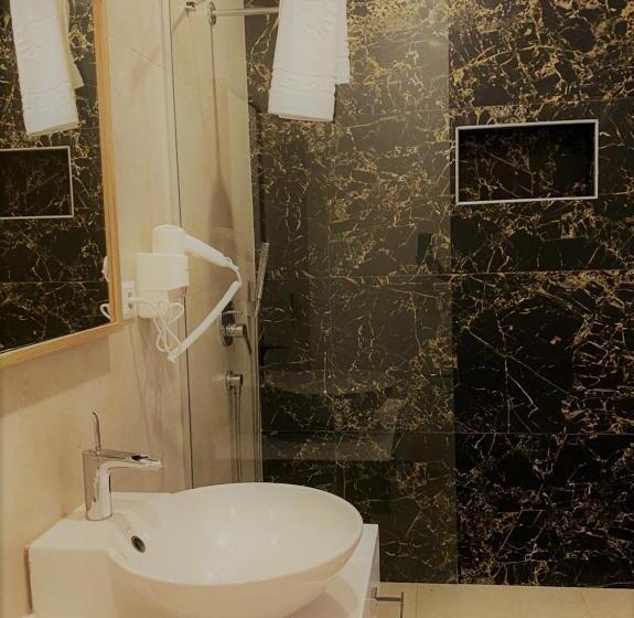 سوییت خانوادگی, Zest Exclusive Hotel & Spa