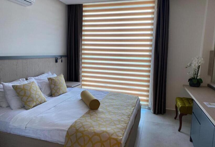 سوییت خانوادگی, Zest Exclusive Hotel & Spa