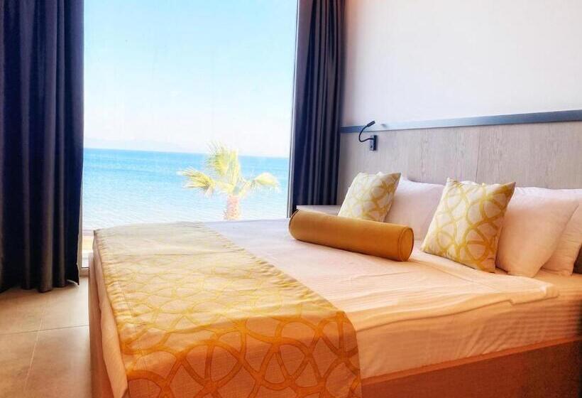 سوییت لوکس, Zest Exclusive Hotel & Spa
