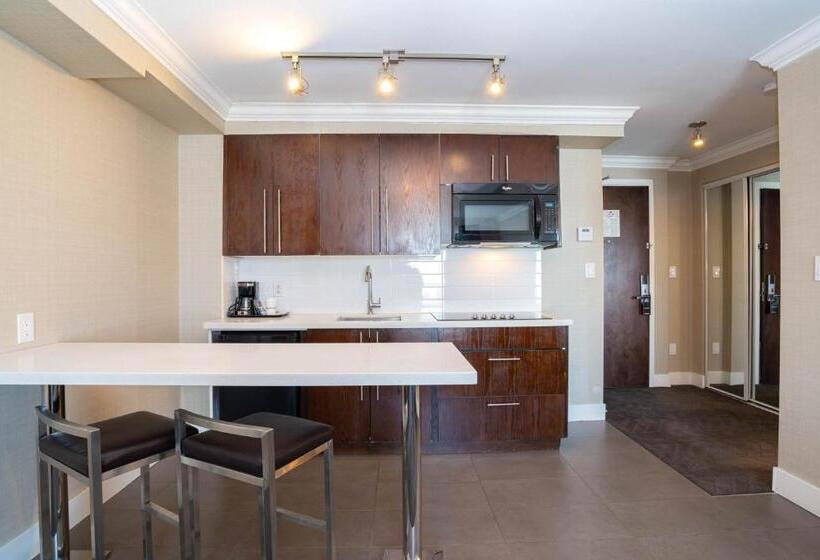 سوئیت با تخت بزرگ, Sandman Hotel Oakville