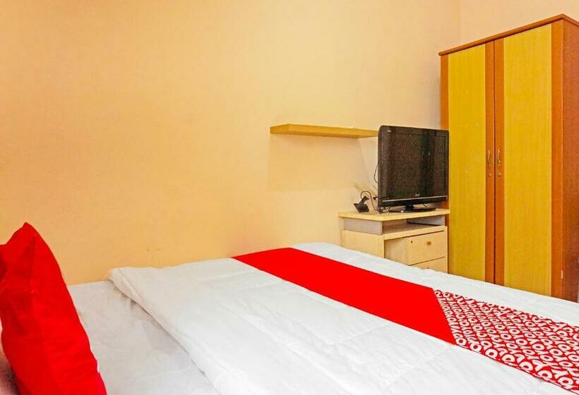 اتاق استاندارد, Karawaci Taman Permata Tiga Mitra Reddoorz