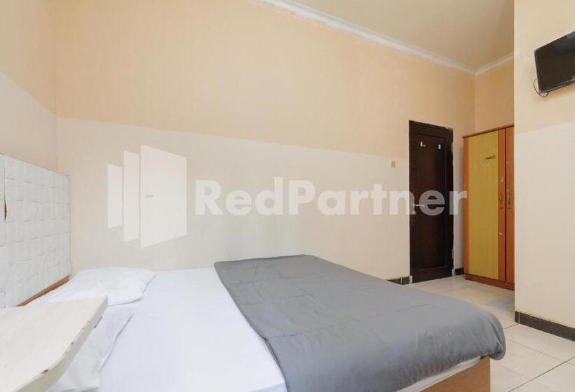 اتاق استاندارد, Karawaci Taman Permata Tiga Mitra Reddoorz