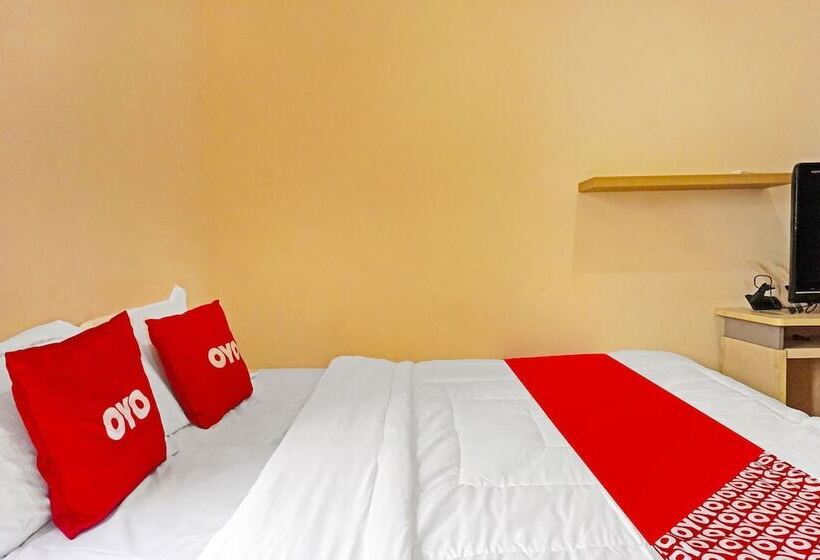 اتاق استاندارد, Karawaci Taman Permata Tiga Mitra Reddoorz