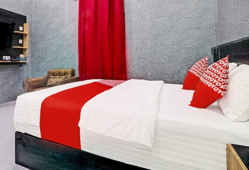 سوییت لوکس, Oyo 91203 Naufal Residence Syariah