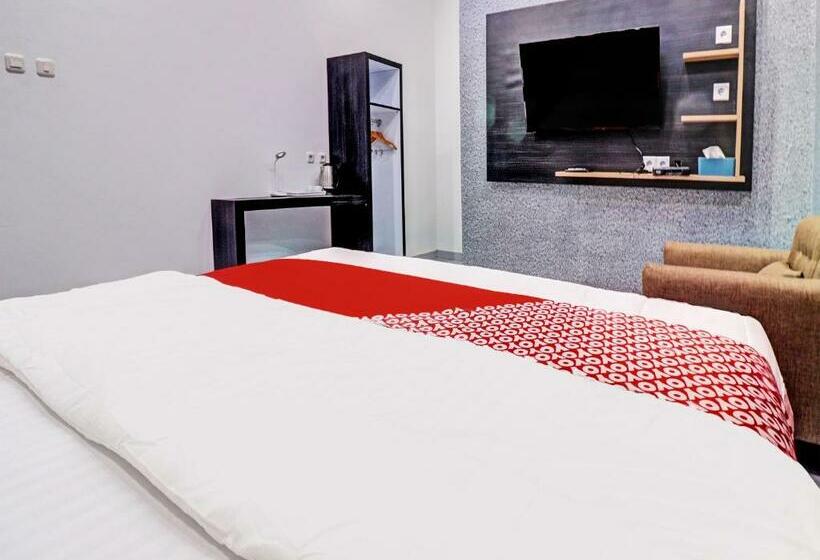 سوییت لوکس, Oyo 91203 Naufal Residence Syariah