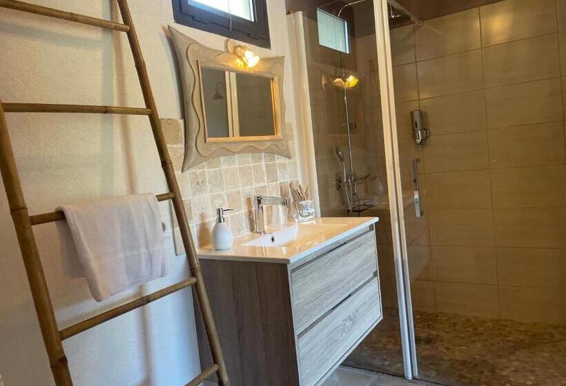 اتاق استاندارد برای معلولان, L Alivetu, Chambres D Hôtes
