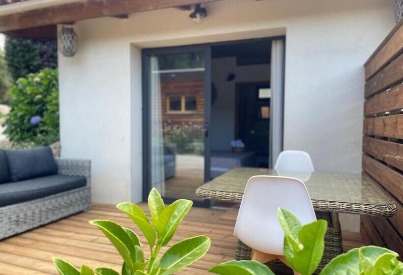 اتاق استاندارد برای معلولان, L Alivetu, Chambres D Hôtes