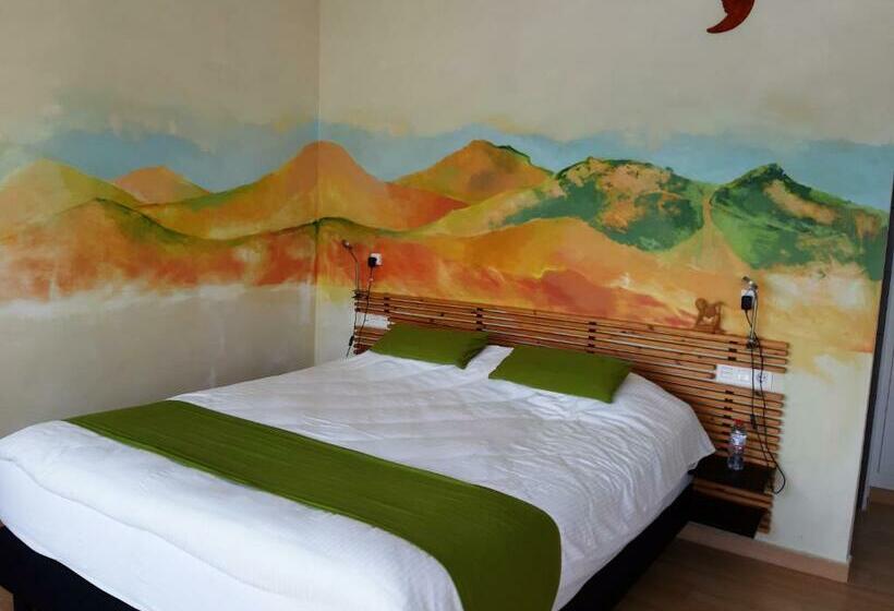 Deluxe Room Mountain View, Casa Lamberdina