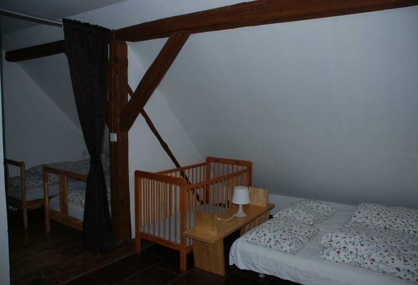 آپارتمان خانوادگی, Biofarma Dolejší Mlýn
