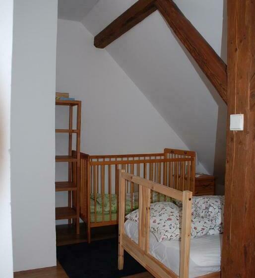 آپارتمان خانوادگی, Biofarma Dolejší Mlýn