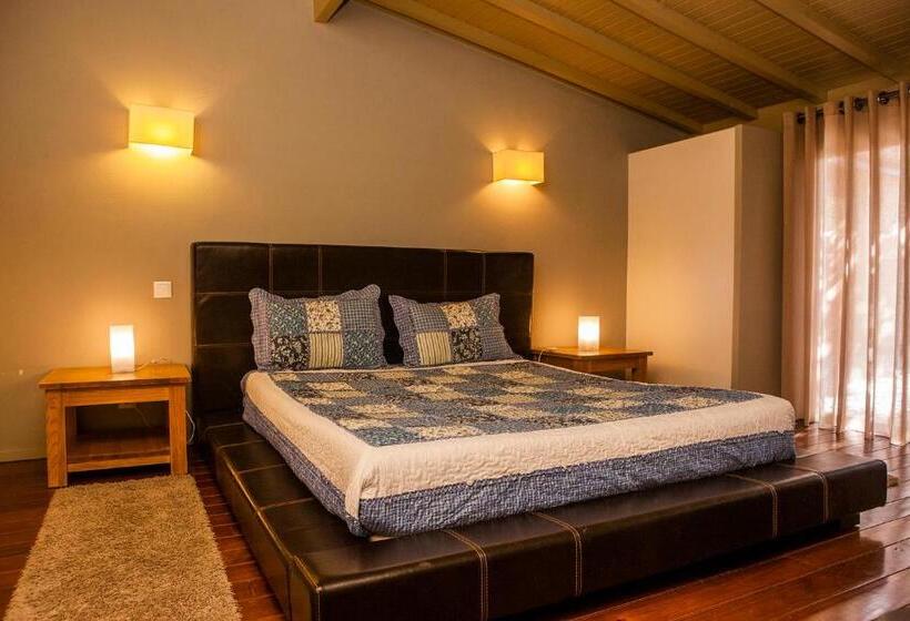 استودیوی لوکس, Casal De Tralhariz   Turismo De Habitacao