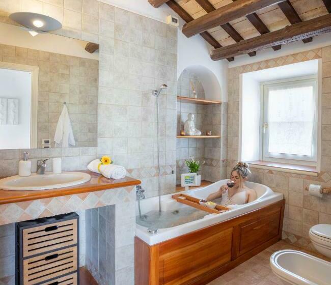 اتاق استاندارد با وان آب گرم, Villa Lemarche B&b