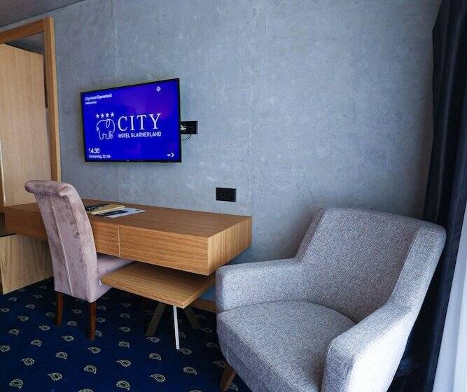 Family Room, City Hotel Glarnerland