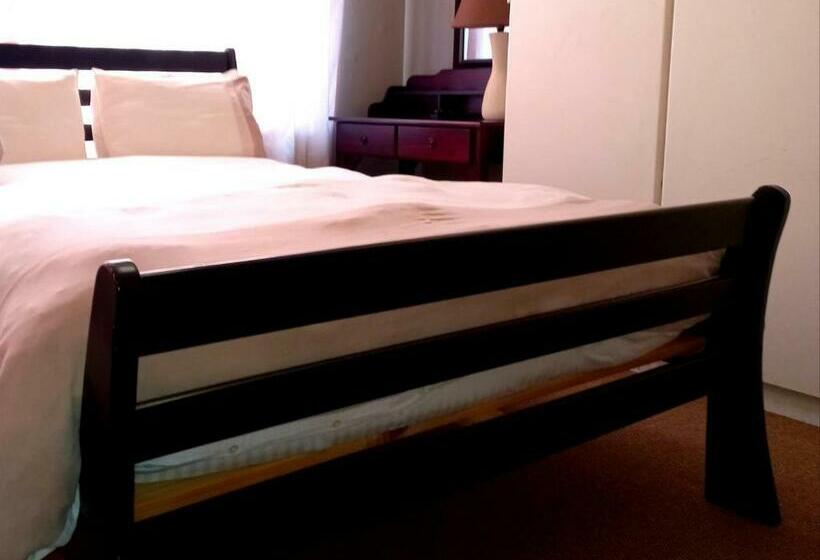 اتاق استاندارد, Pilanesberg View Guest House