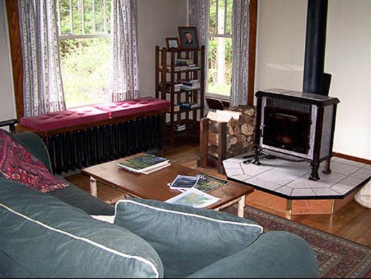 کلبه ییلاقی, White Pine Camp
