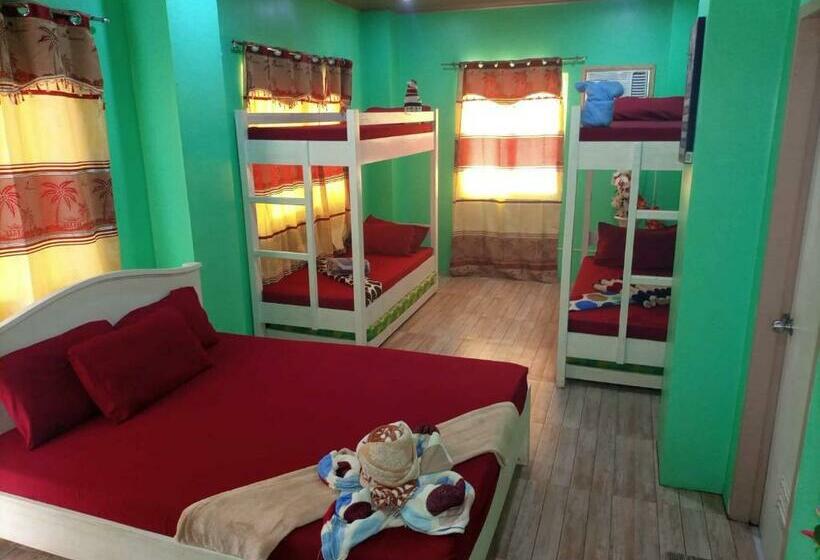 家庭间, Airusxander Front Beach Resort