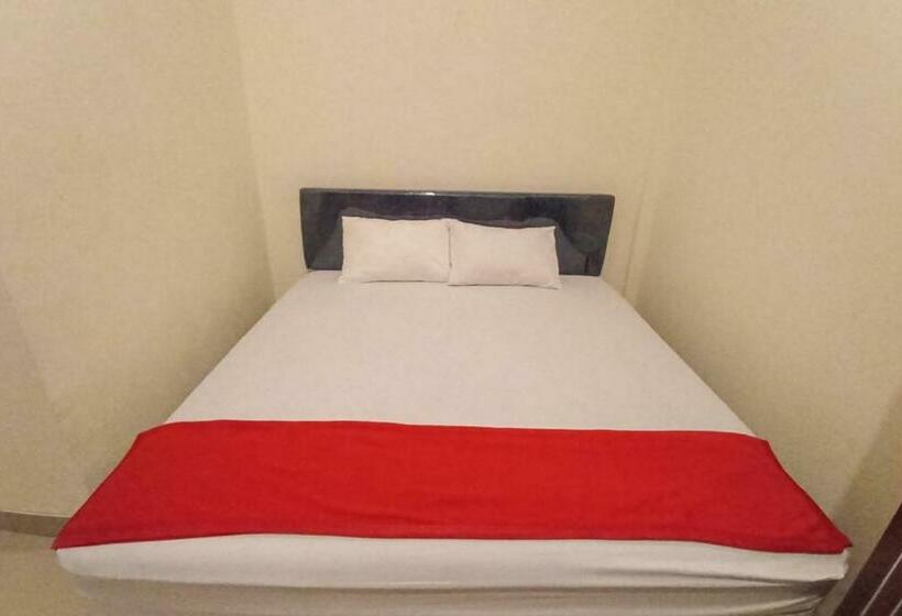 اتاق استاندارد, Reddoorz Syariah Near Sentani City Square