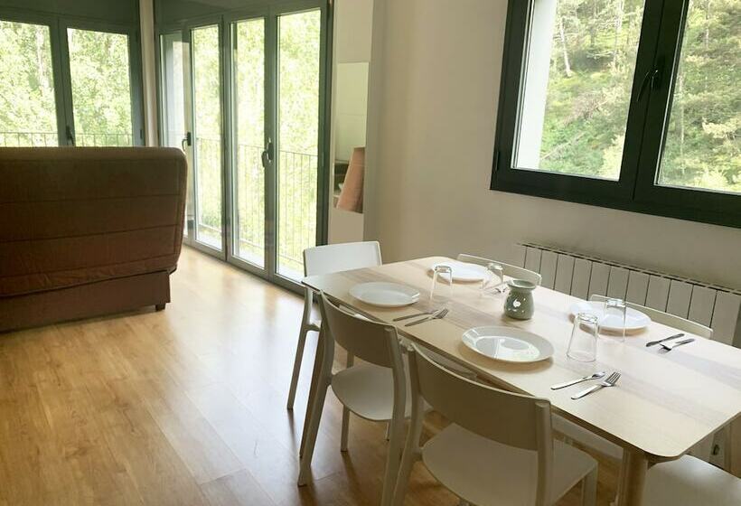 2 Bedroom Apartment, Apartamentos Canillo 3000