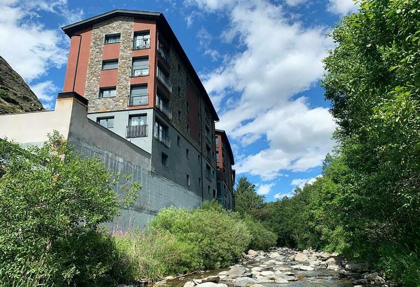 Escritório Estándar, Apartamentos Canillo 3000