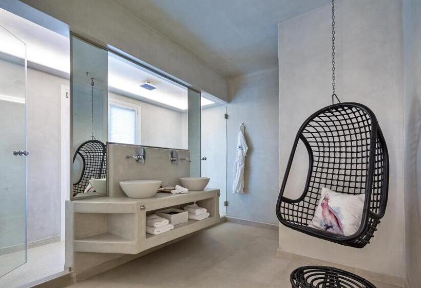 سوئیت جونیور با ماساژ آبی, Art Hotel Santorini