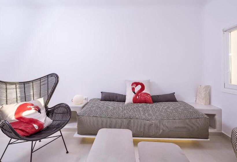 سوئیت با وان آب گرم, Art Hotel Santorini
