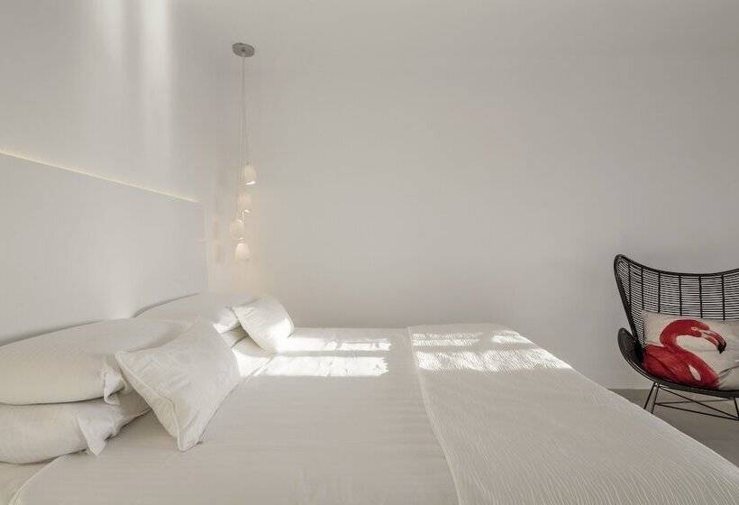 سوئیت با وان آب گرم, Art Hotel Santorini