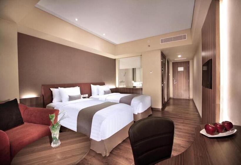 Superior Room, Aston Kupang  And Convention Center